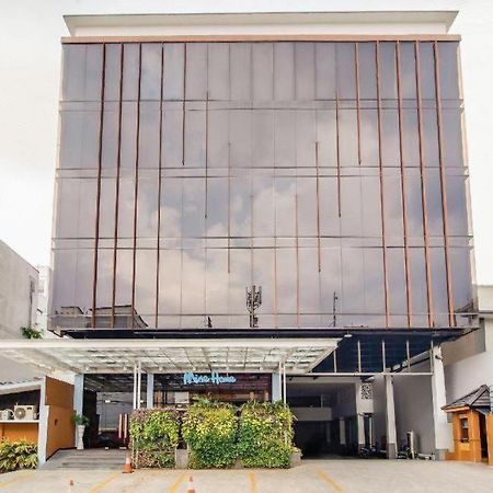 Oyo 1805 Fatmawati Mansion Syariah Hotel Jakarta Buitenkant foto